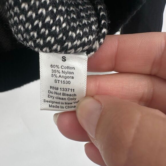 Anthropologie Black & White Addison Story V-neck Swester Size S Knit Basic - Picture 5 of 9